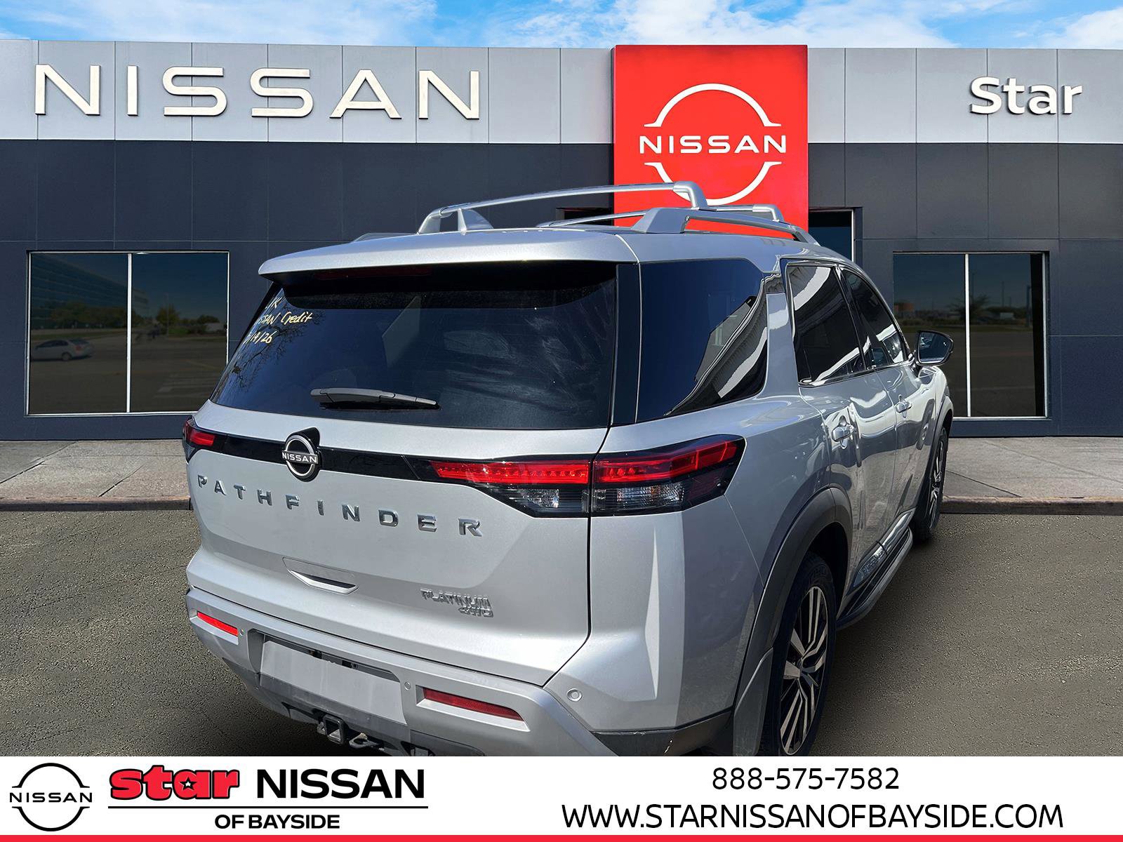 Used 2023 Nissan Pathfinder Platinum w/ Lighting Package (N93) image 6