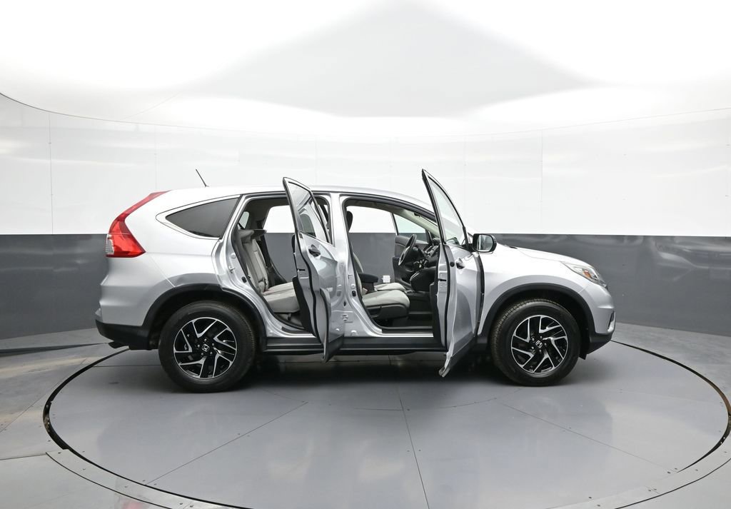 Used 2016 Honda CR-V SE image 41