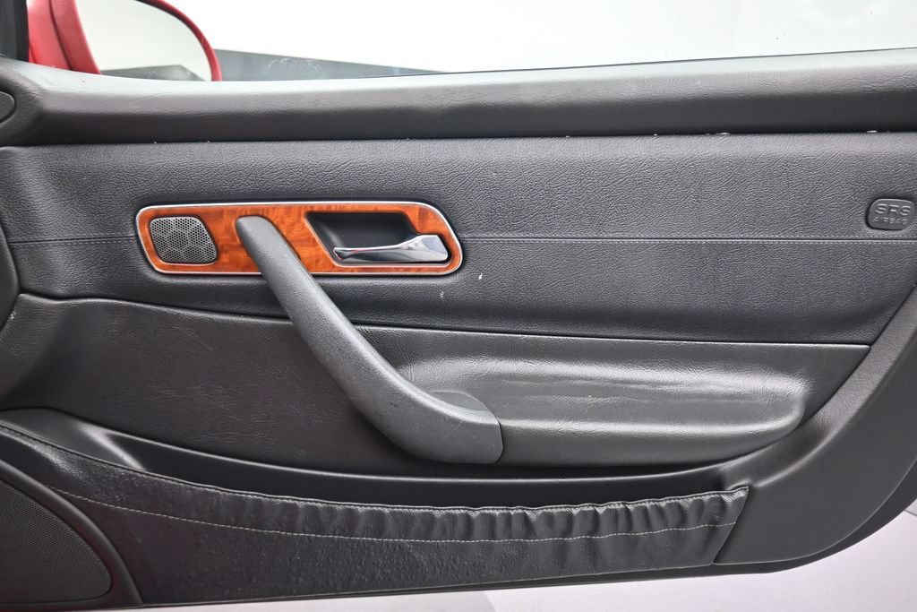 Used 2002 Mercedes-Benz SLK 320 image 24