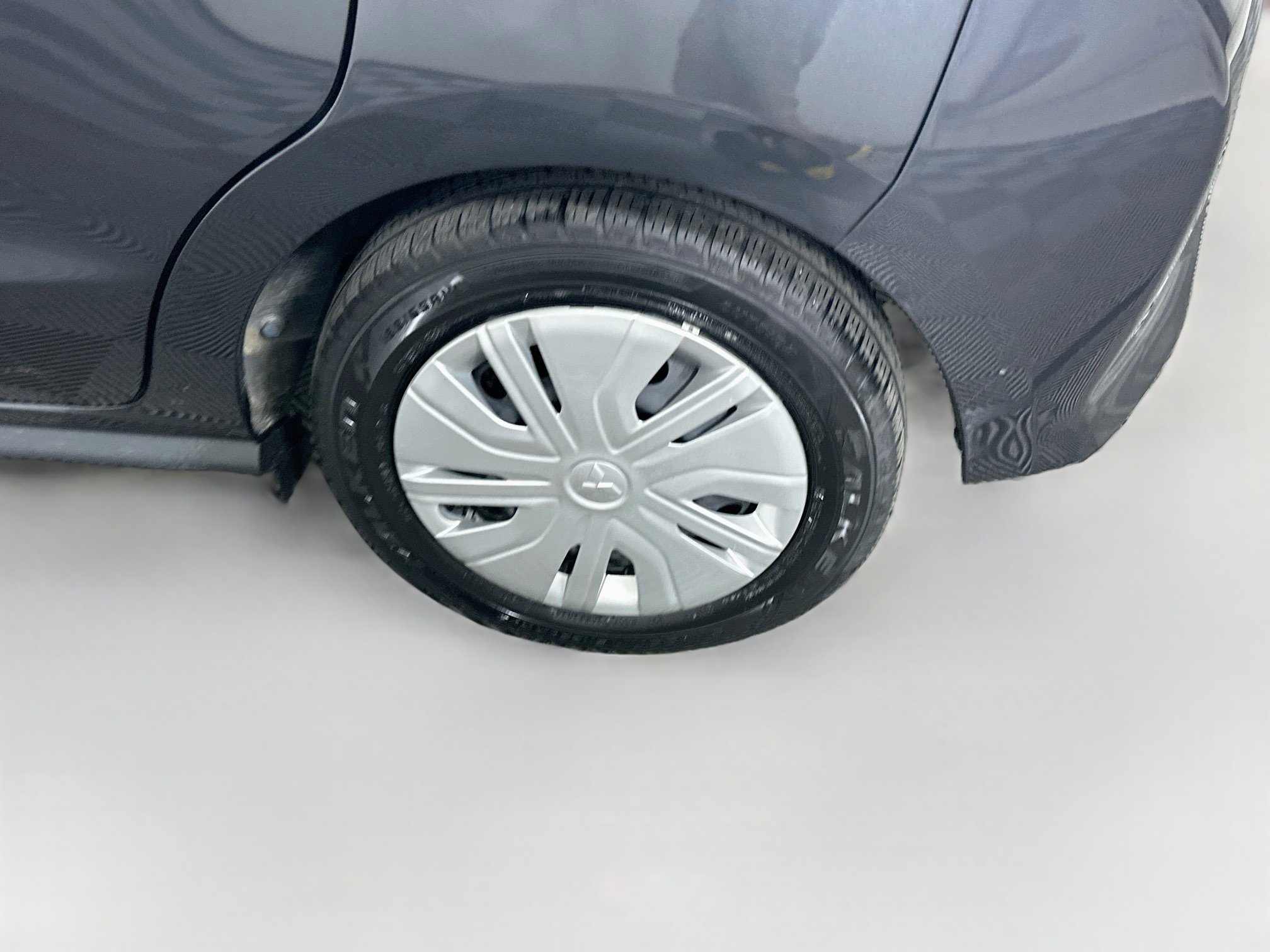 Used 2024 Mitsubishi Mirage ES FWD image 11