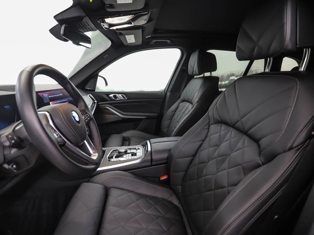 Certified 2025 BMW X5 xDrive50e image 11