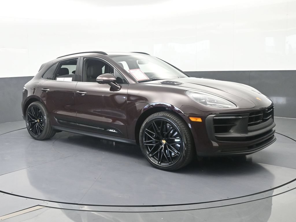 Used 2025 Porsche Macan GTS AWD/4WD image 8