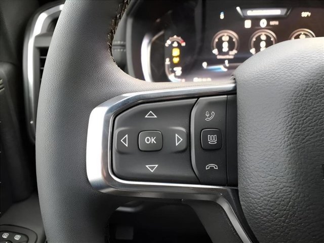 New 2026 RAM 2500 Laramie w/ Night Edition AWD/4WD image 15