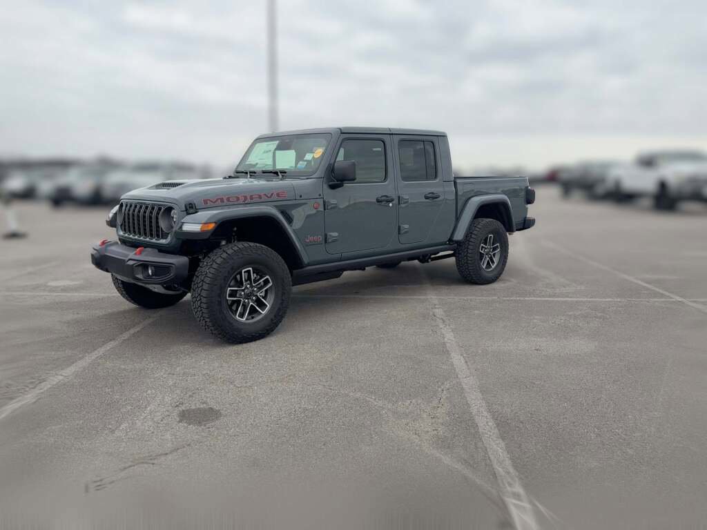 New 2026 Jeep Gladiator Mojave image 4