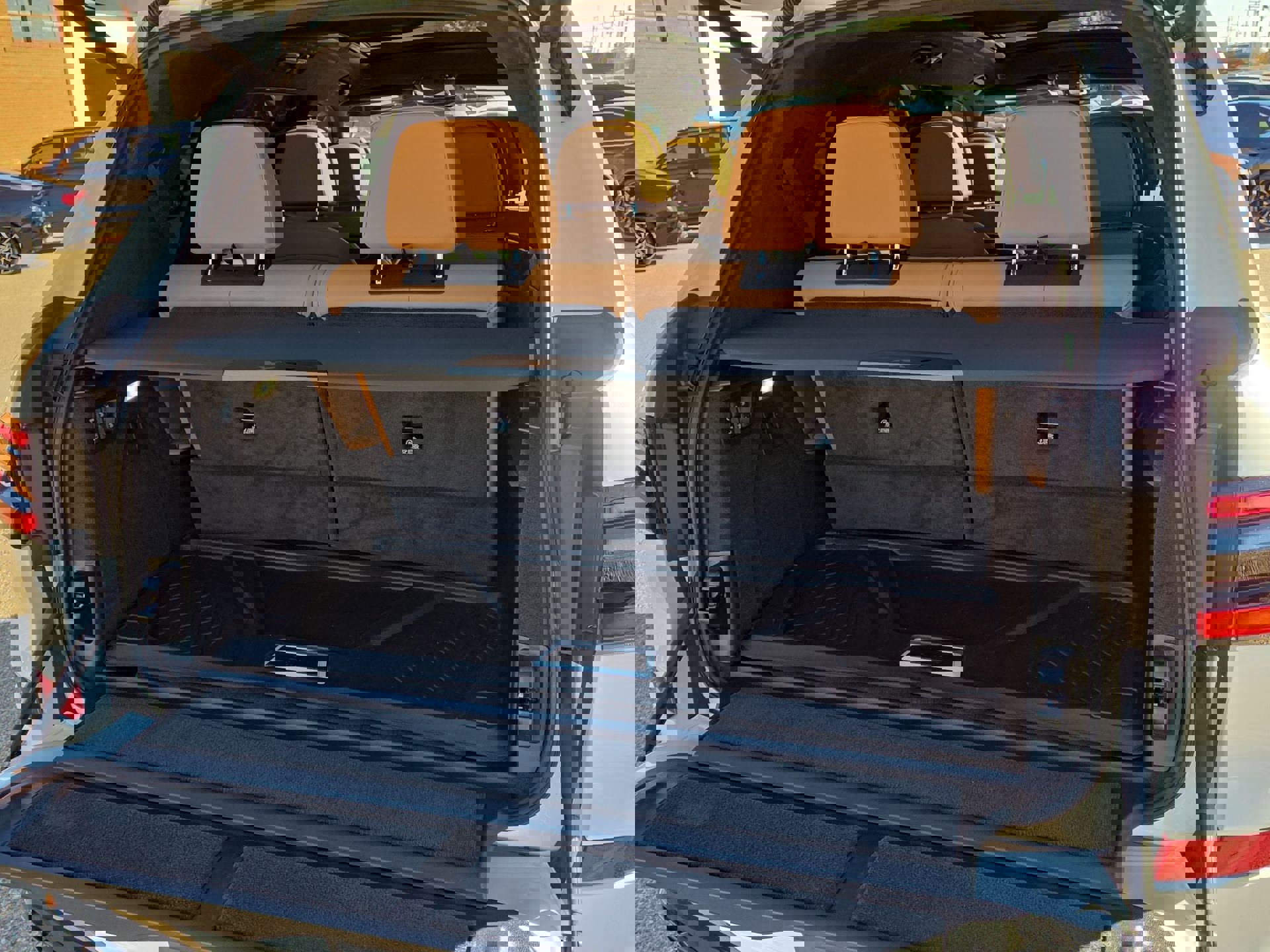 Certified 2026 BMW X7 xDrive40i w/ M Sport Package image 12