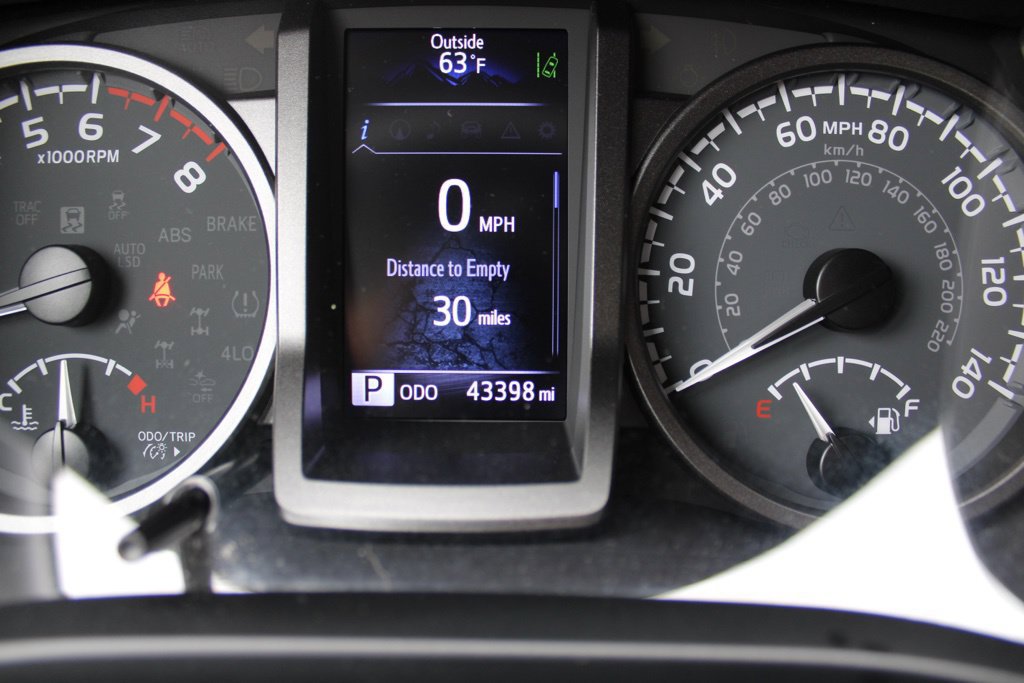 Used 2023 Toyota Tacoma TRD Off-Road AWD/4WD image 19