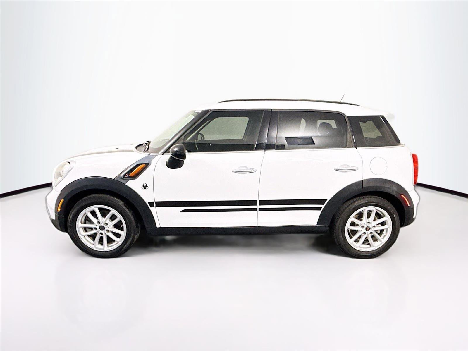 Used 2015 MINI Cooper Countryman S image 23