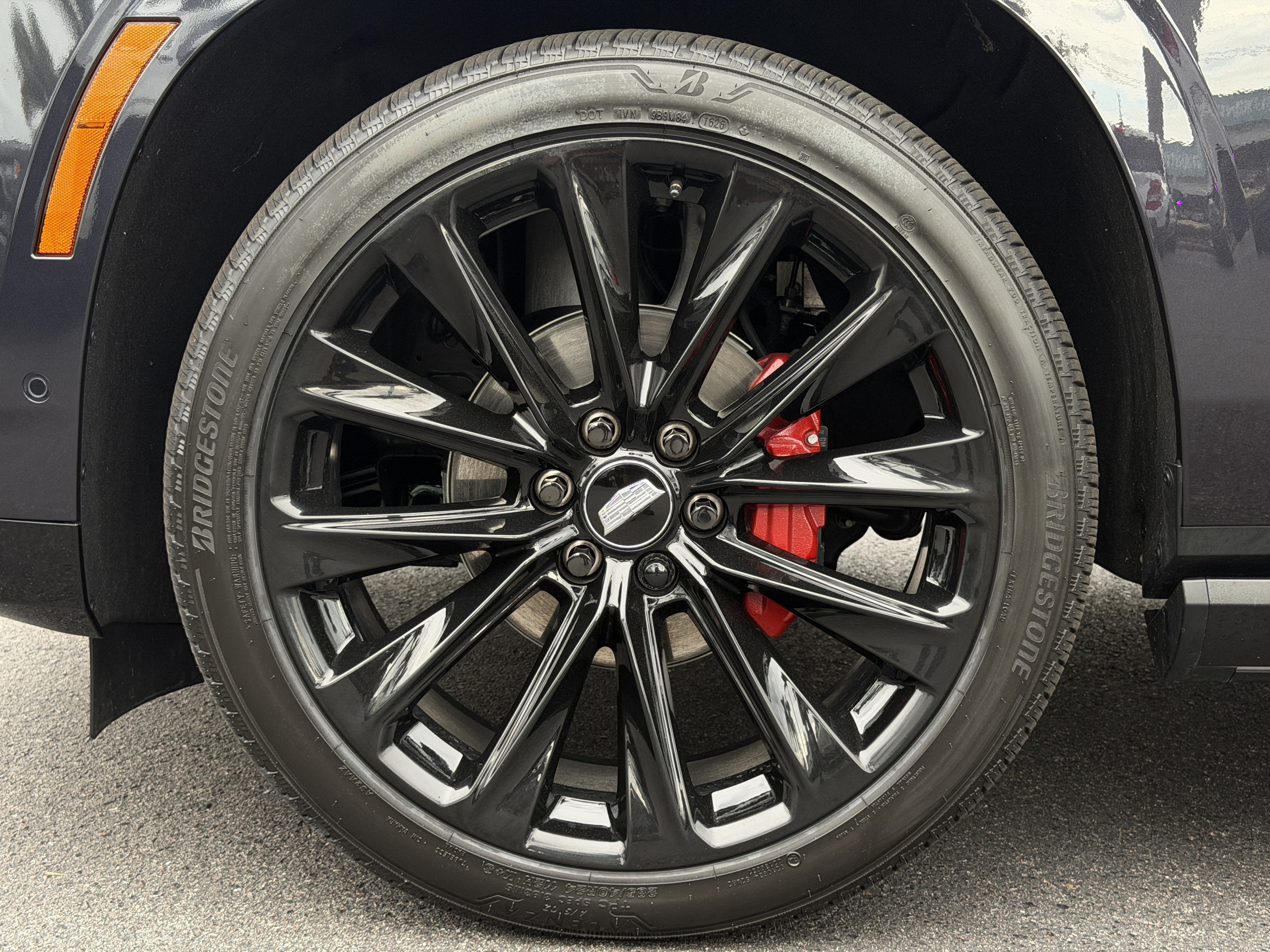 Certified 2026 Cadillac Escalade Platinum Sport AWD/4WD image 37