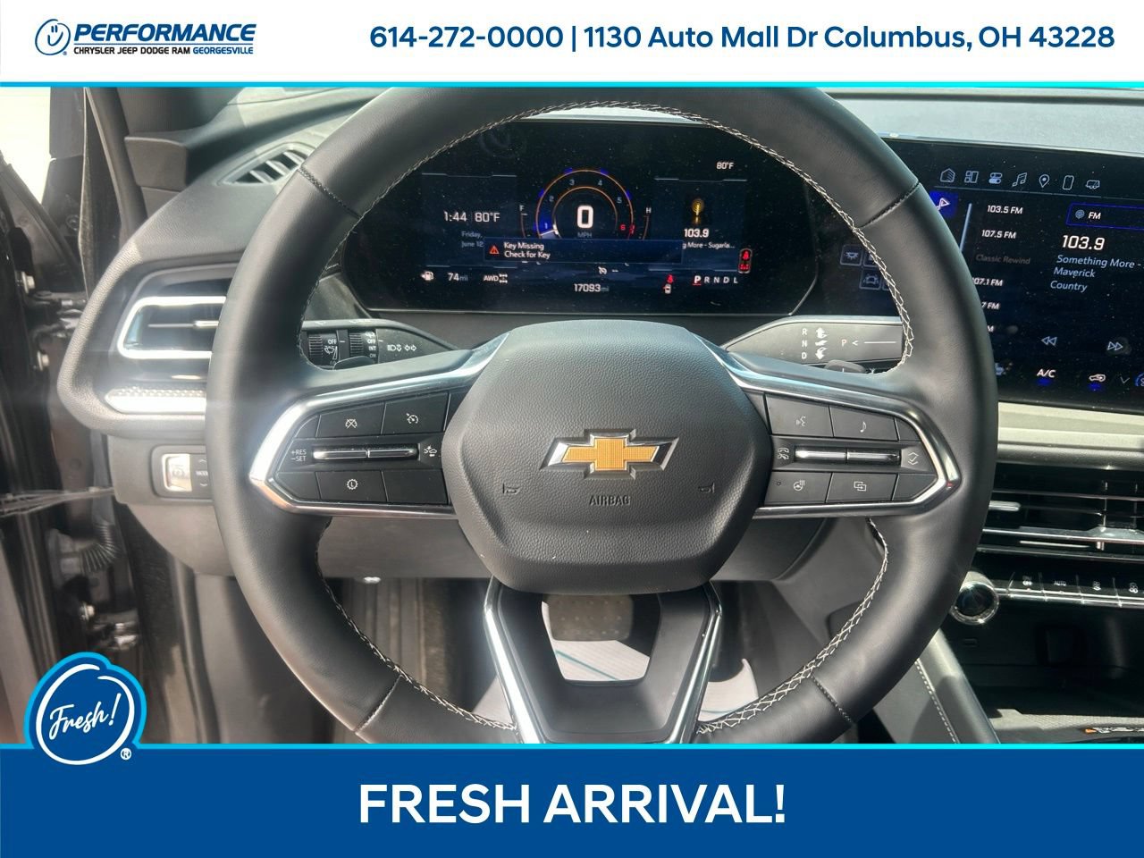 Used 2025 Chevrolet Traverse LT AWD/4WD image 19