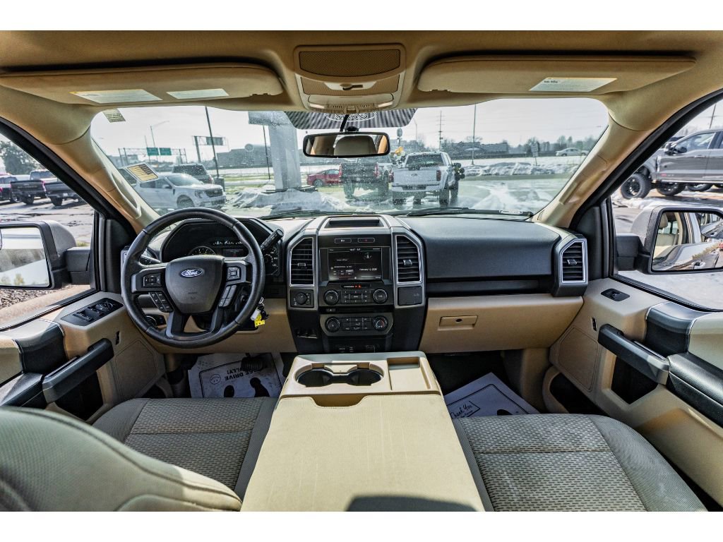 Used 2015 Ford F150 XLT w/ Equipment Group 302A Luxury image 10