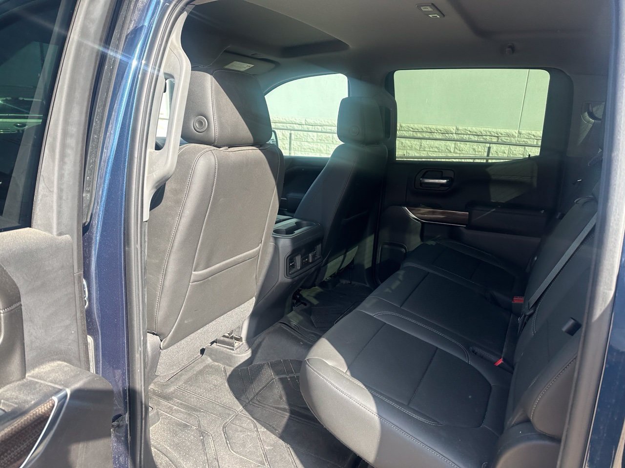 Used 2019 Chevrolet Silverado 1500 LT Trail Boss AWD/4WD image 10