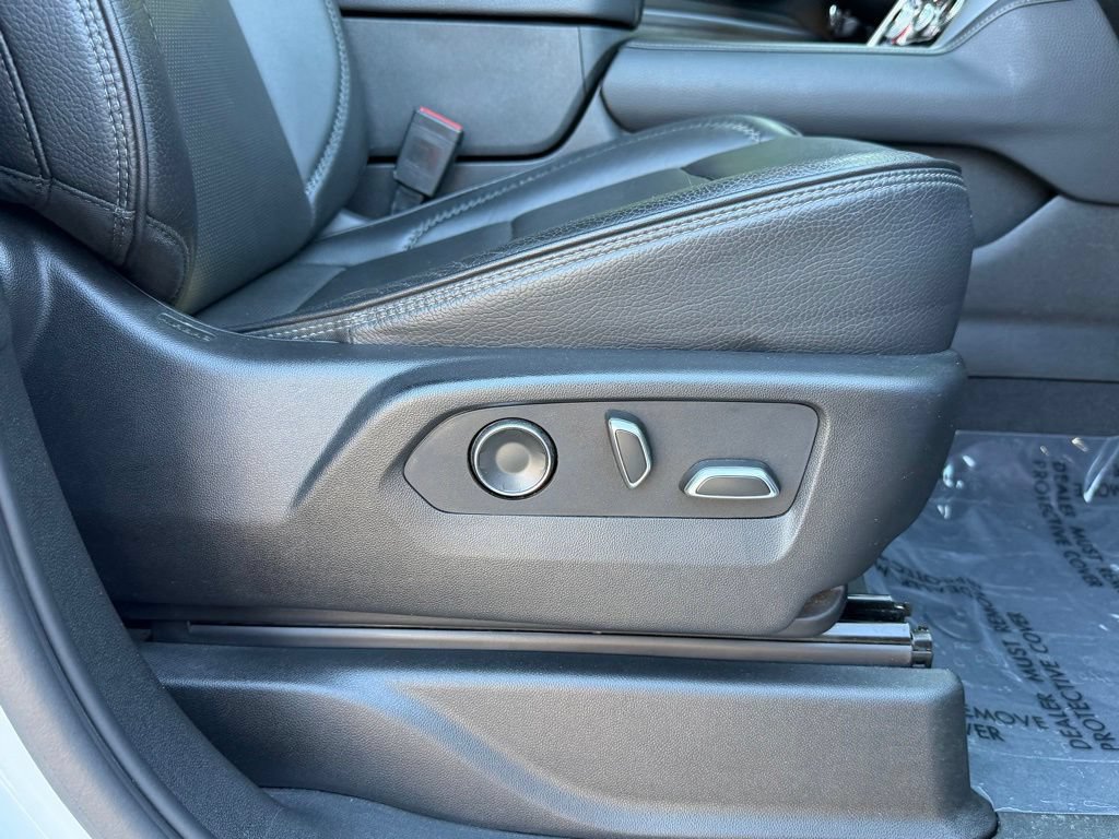 Used 2023 GMC Yukon Denali AWD/4WD image 37