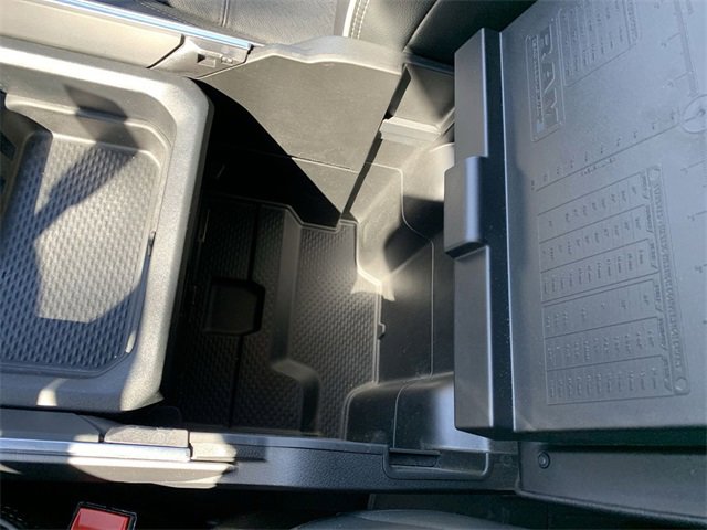 Used 2024 RAM 2500 Laramie w/ Night Edition image 26