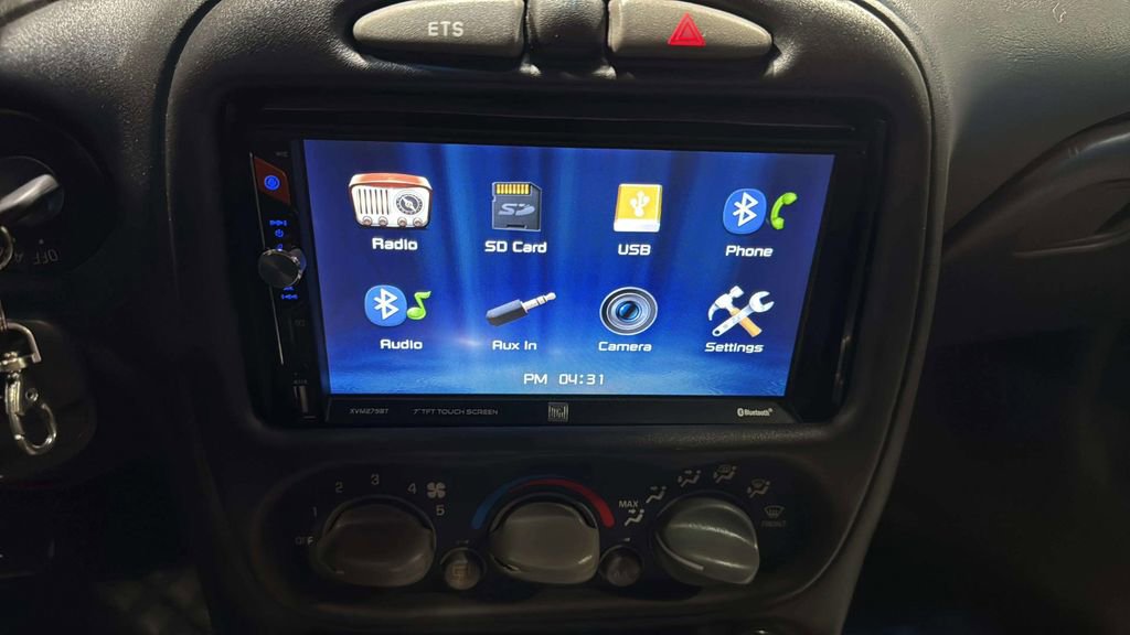 Used 2004 Pontiac Grand Am GT FWD image 27