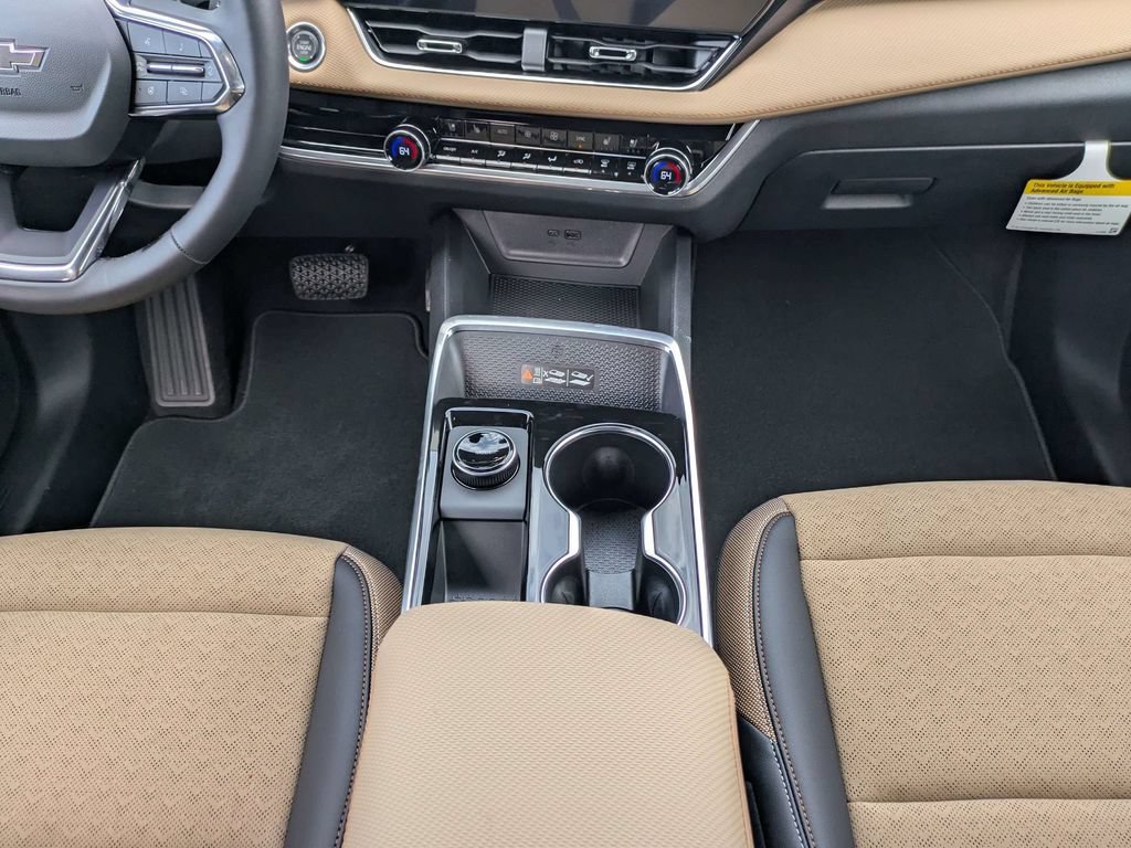 New 2027 Chevrolet Equinox ACTIV w/ Safety and Technology Package FWD image 21