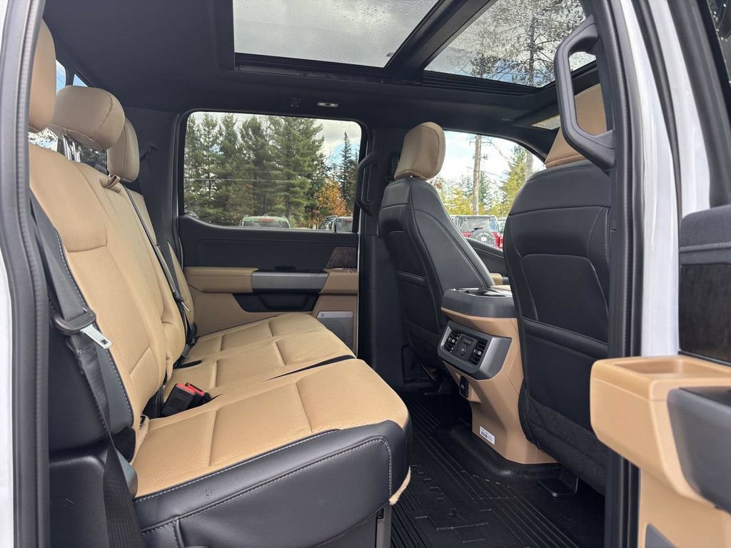 New 2026 Ford F250 Lariat w/ Lariat Premium Package AWD/4WD image 18