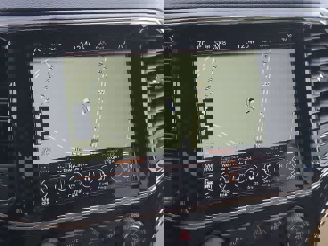 Used 2020 Jeep Grand Cherokee Limited w/ Luxury Group II image 30