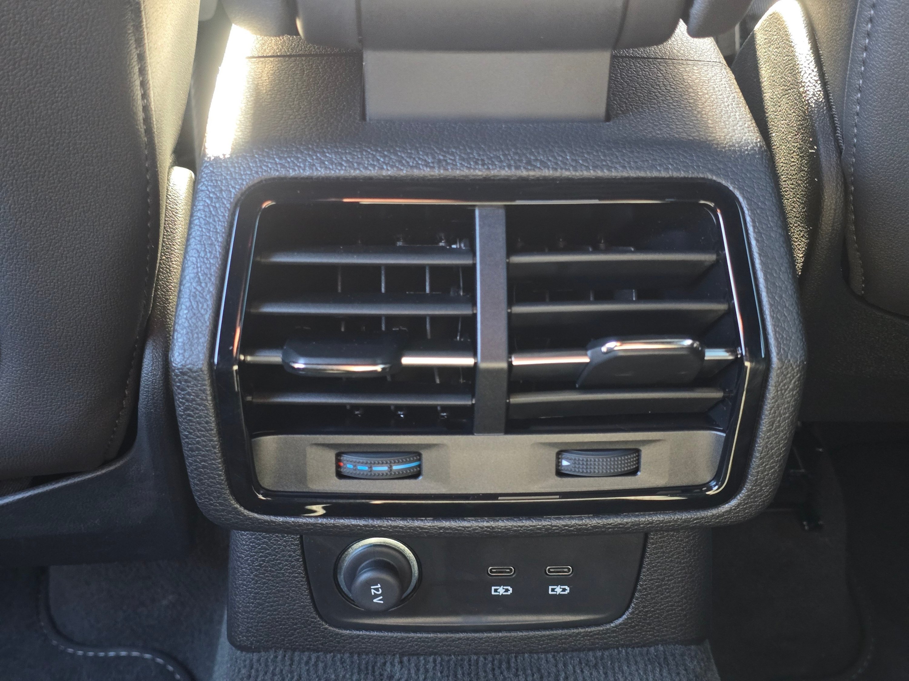 Certified 2025 Audi Q3 2.0T Premium AWD/4WD image 18