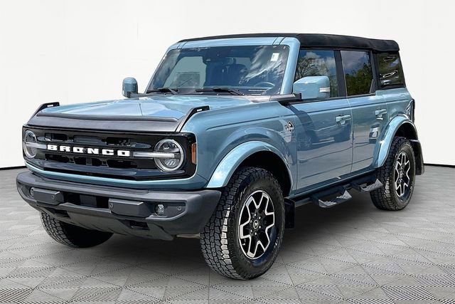 Used 2023 Ford Bronco Outer Banks image 3
