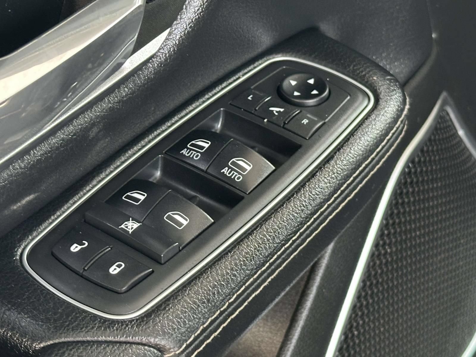 Used 2019 RAM 1500 Laramie AWD/4WD image 24