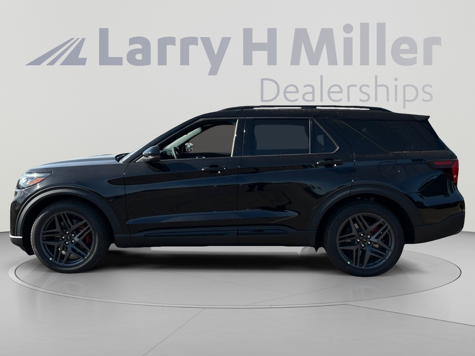 New 2026 Ford Explorer ST w/ Sun And Sound Package AWD/4WD image 2