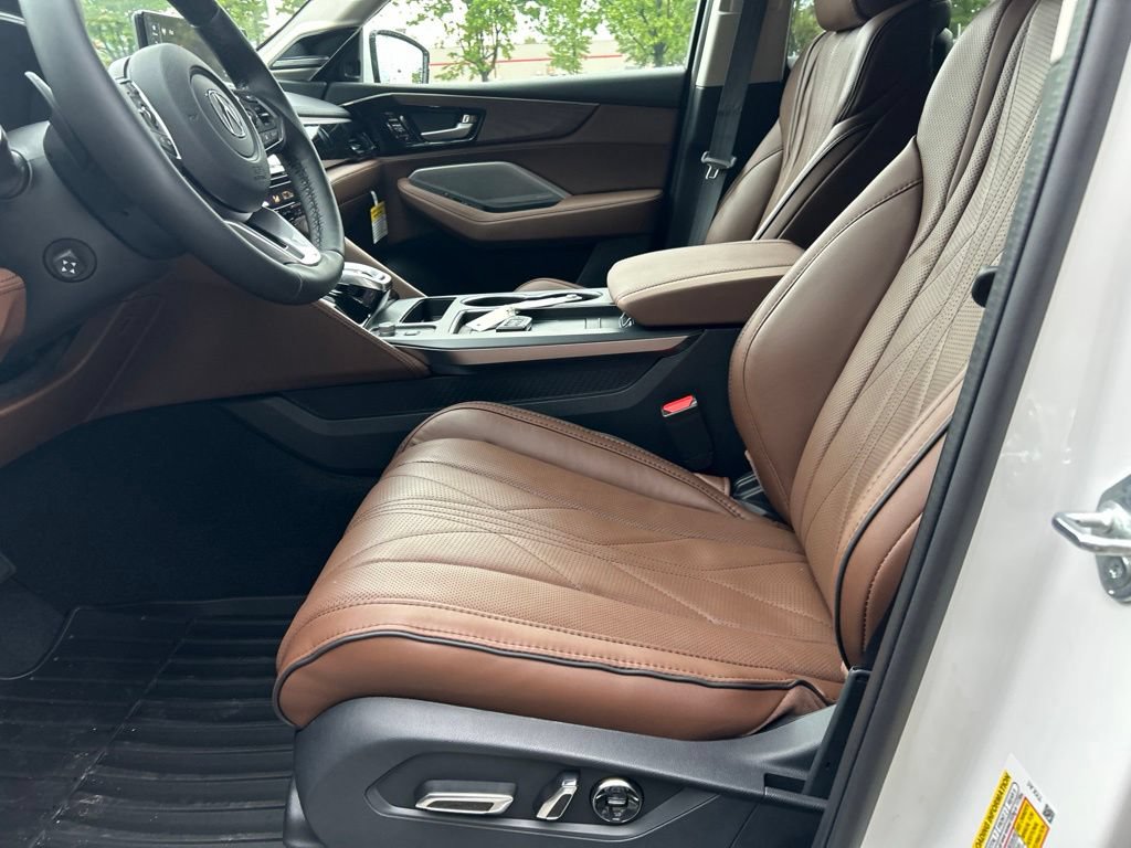 New 2026 Acura MDX w/ Advance Package AWD/4WD image 17