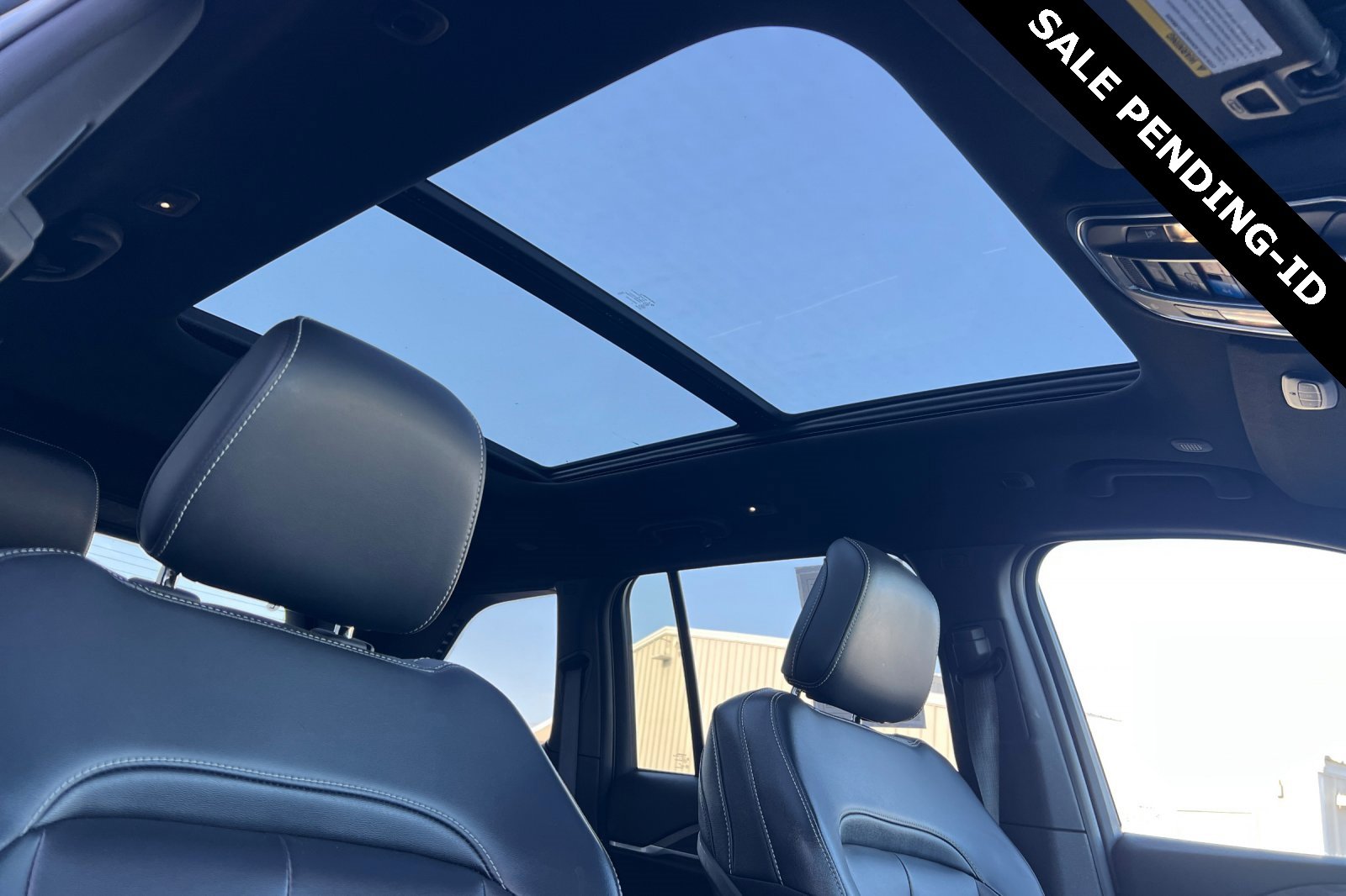 Used 2024 Jeep Grand Cherokee Limited image 19