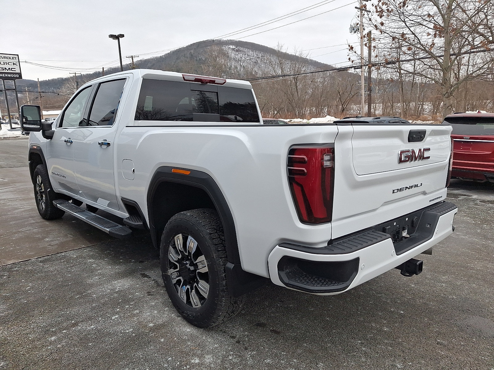 New 2026 GMC Sierra 2500 Denali w/ Denali Reserve Package AWD/4WD image 4
