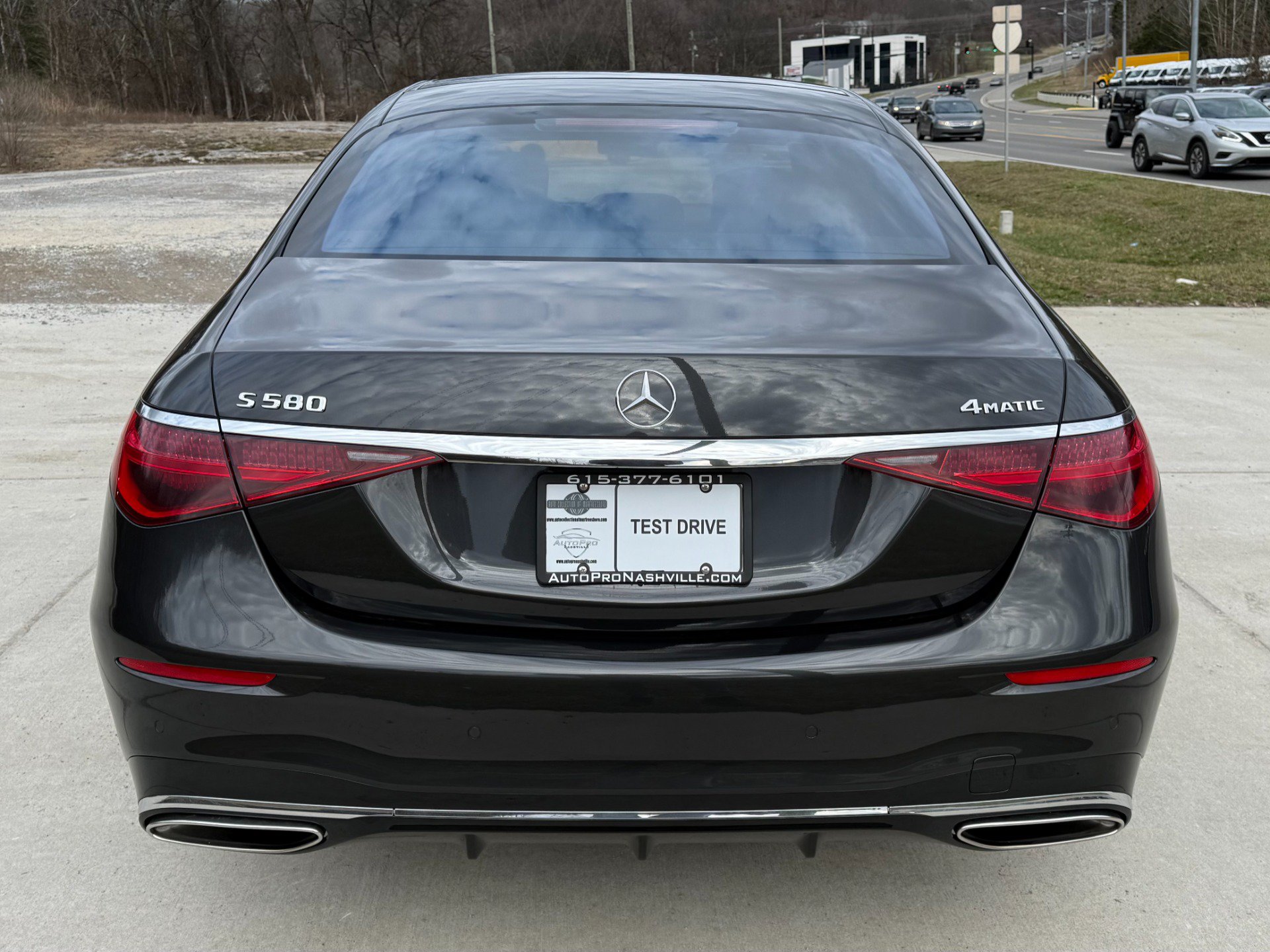 Used 2024 Mercedes-Benz S 580 4MATIC Sedan image 6