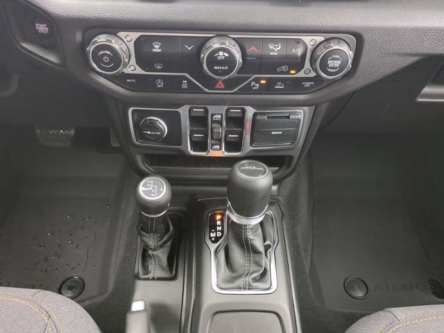 New 2025 Jeep Gladiator Sport AWD/4WD image 19