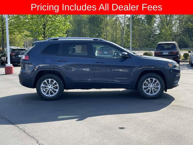 Used 2020 Jeep Cherokee Latitude w/ Cold Weather Group AWD/4WD image 6