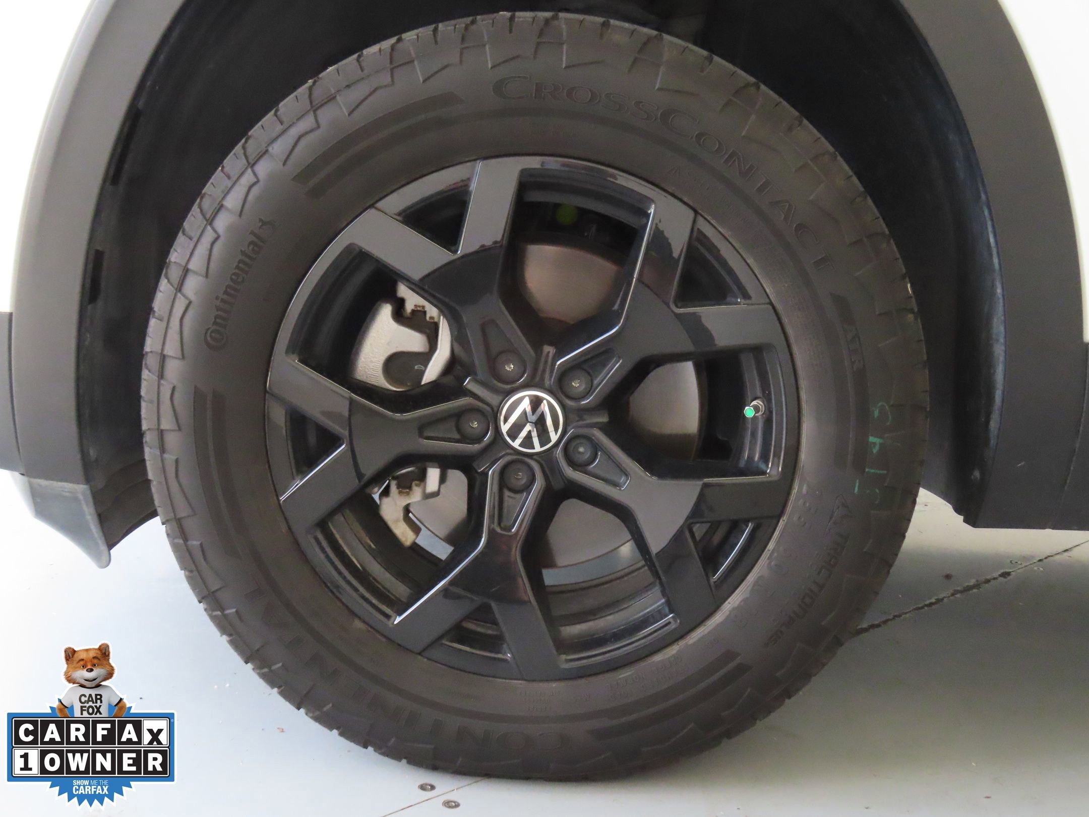 Used 2024 Volkswagen Atlas Peak Edition SE AWD/4WD image 30