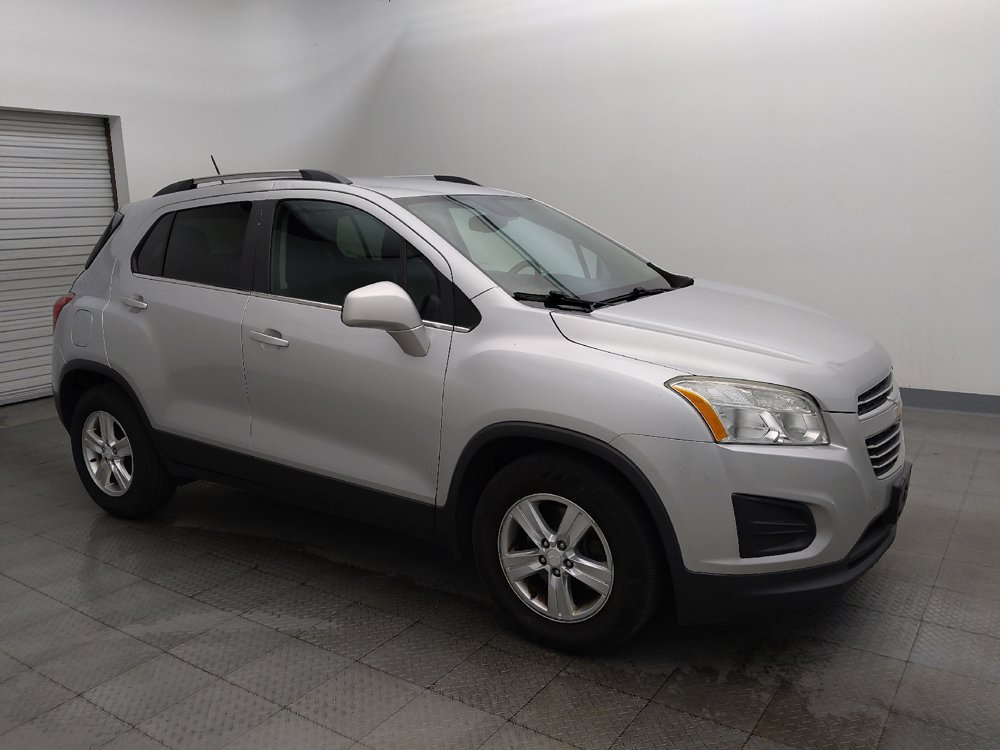 Used 2016 Chevrolet Trax LT w/ LT Convenience Package FWD image 11