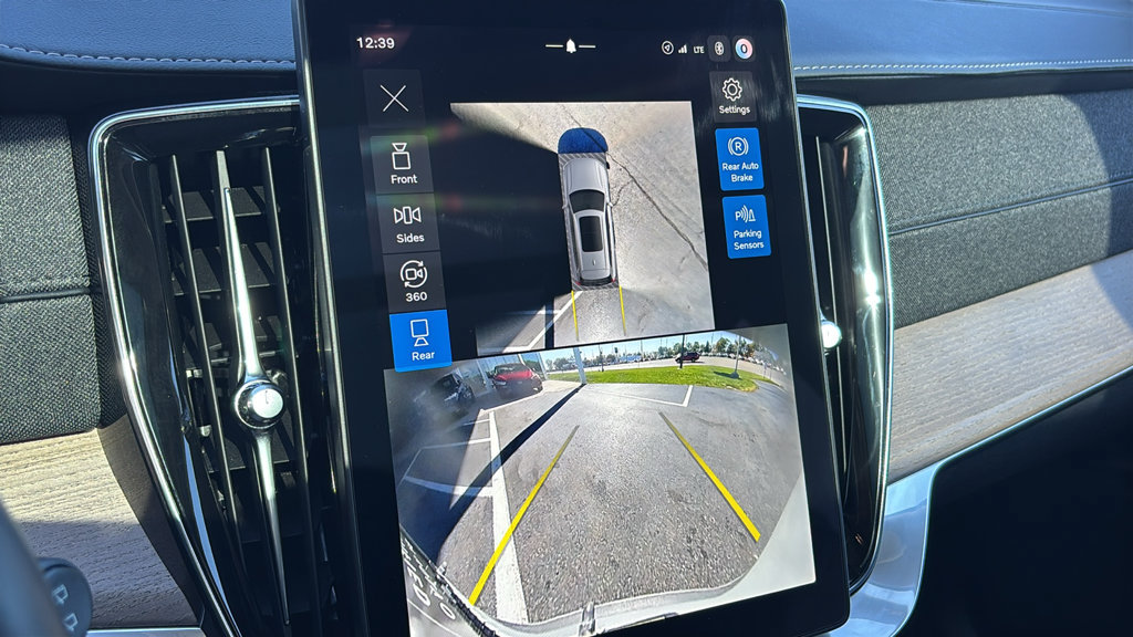 Certified 2026 Volvo XC90 B6 Plus AWD/4WD image 21