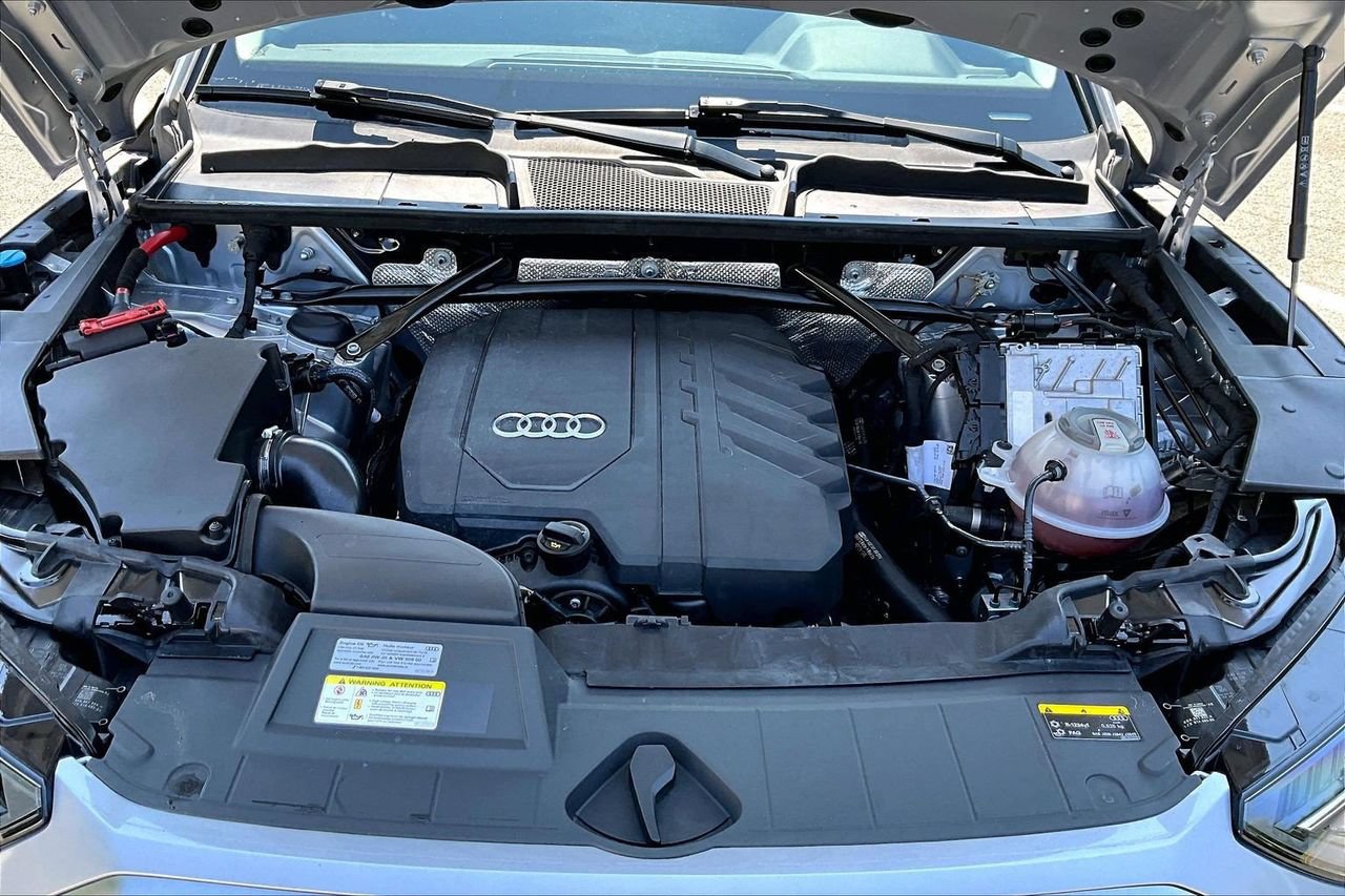 Used 2022 Audi Q5 2.0T Premium Plus w/ Premium Plus Package AWD/4WD image 37