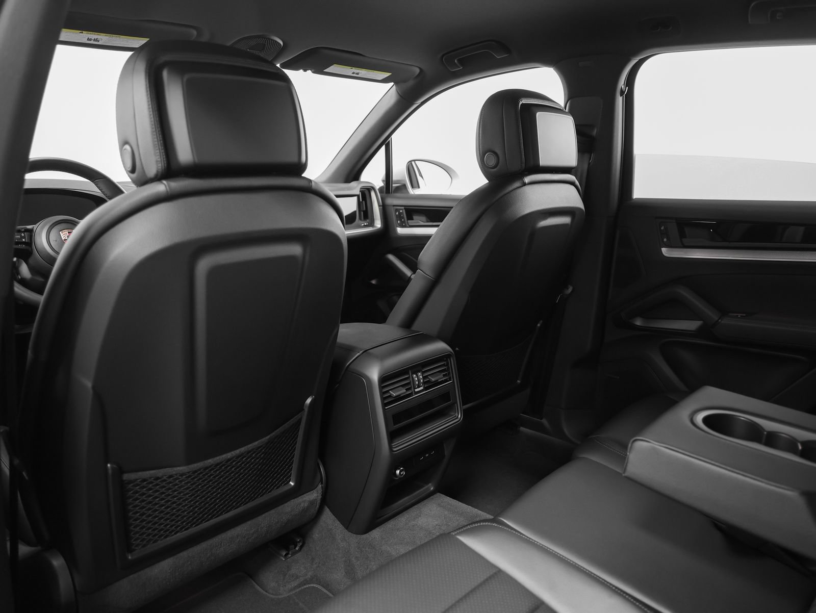 Certified 2025 Porsche Cayenne AWD/4WD image 42
