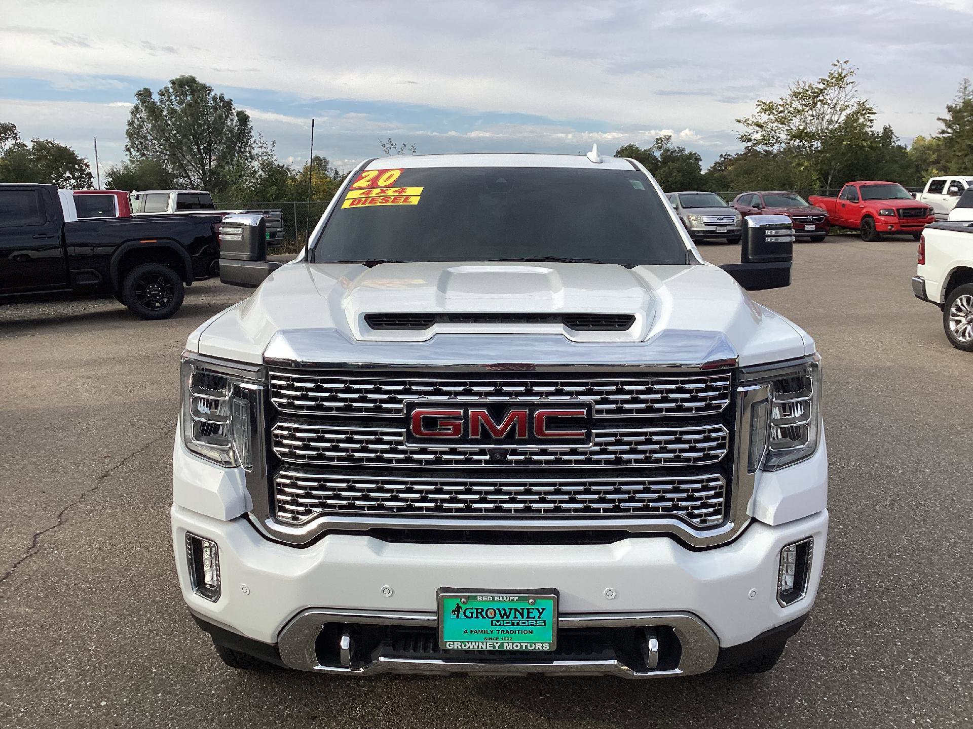 Used 2020 GMC Sierra 2500 Denali w/ Denali Ultimate Package image 2