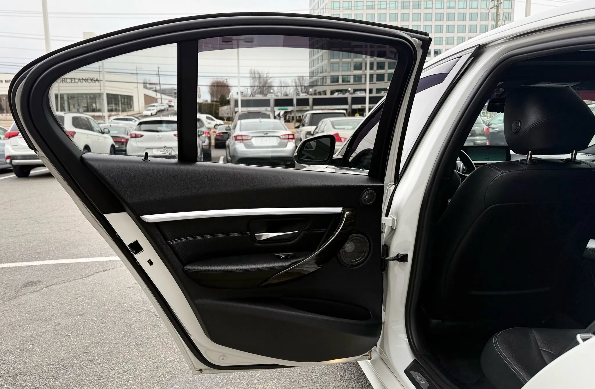 Used 2016 BMW 328d xDrive Sedan image 28