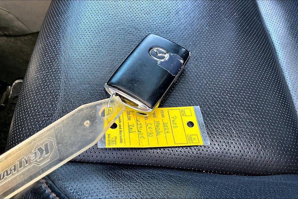 Used 2024 MAZDA CX-30 AWD 2.5 S w/ Premium Package image 34