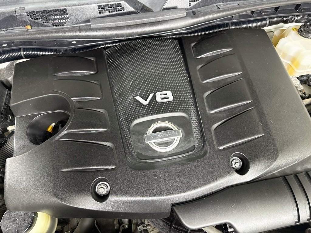 Used 2020 Nissan Armada Platinum w/ Captain's Chairs Package RWD image 38