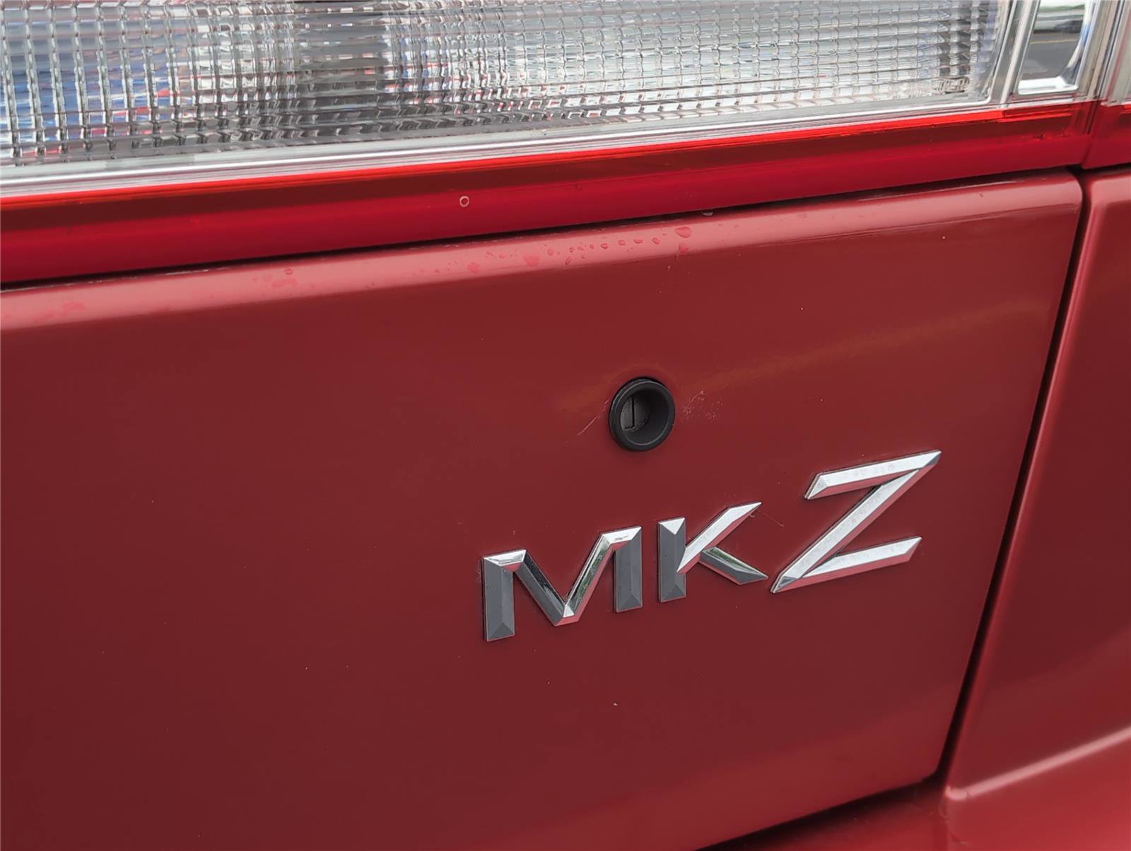 Used 2011 Lincoln MKZ w/ 101A Rapid Spec Order Code image 32