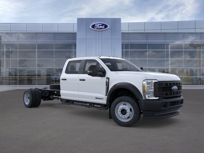 New 2026 Ford F550 4x4 Crew Cab image 9