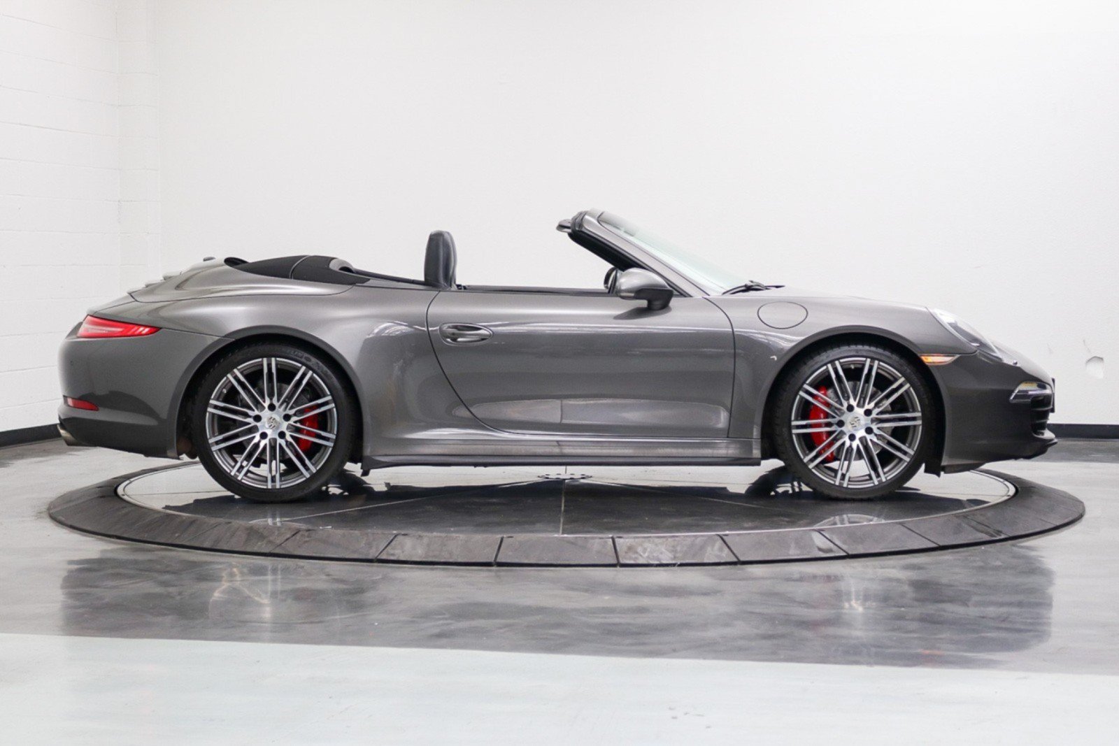 Used 2015 Porsche 911 Carrera 4S AWD/4WD image 14