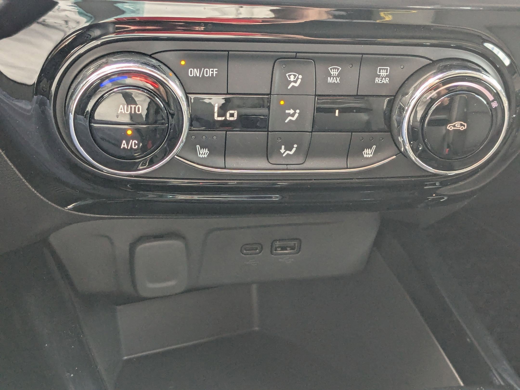 Certified 2025 Chevrolet Trax ACTIV w/ Driver Confidence Package FWD image 22