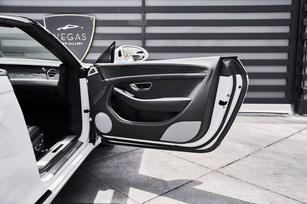 Used 2020 Bentley Continental GT AWD/4WD image 22