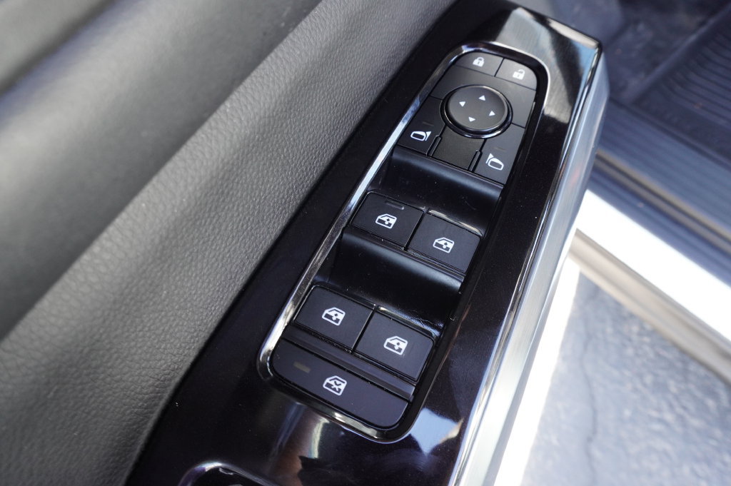 Certified 2024 Nissan Pathfinder SL AWD/4WD image 16
