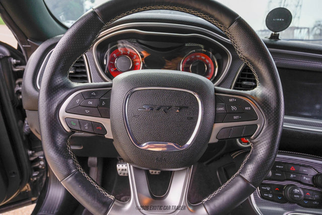 Used 2016 Dodge Challenger SRT Hellcat image 32