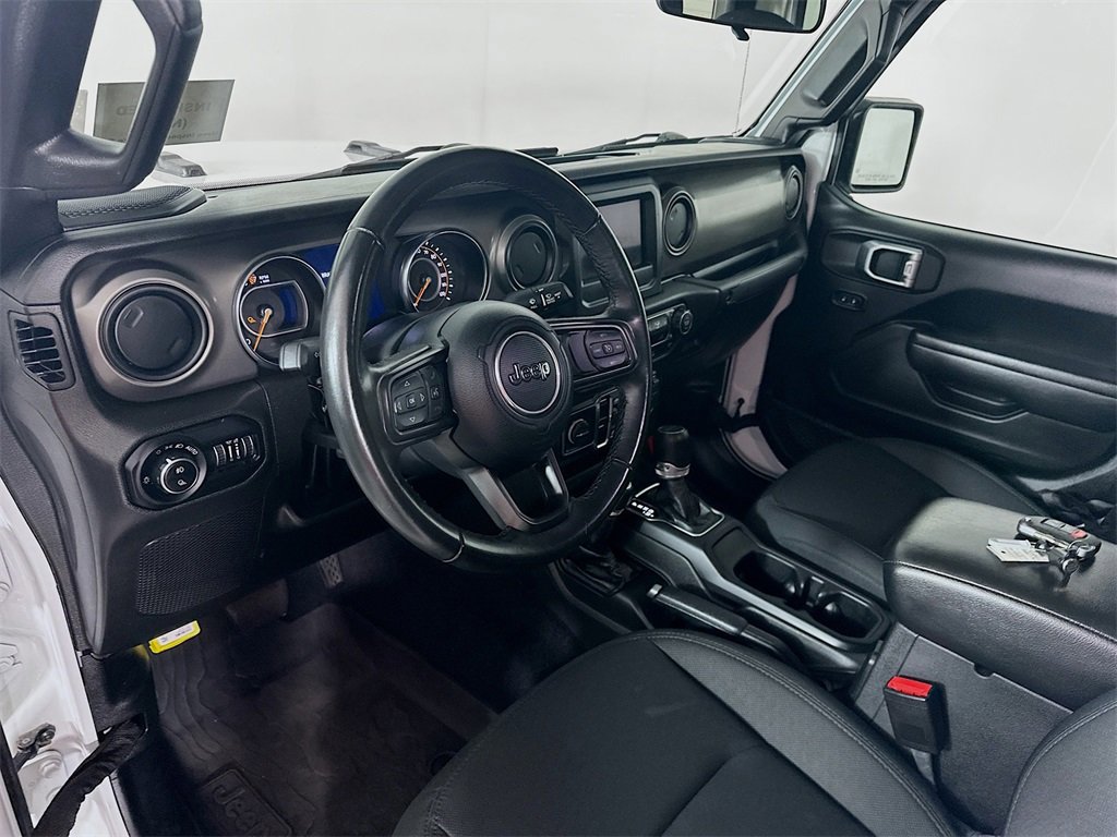 Used 2022 Jeep Gladiator Willys image 30