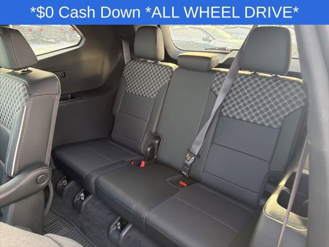 Used 2025 GMC Acadia Denali w/ LPO, Floor Liner Package image 20