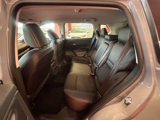 Used 2025 Nissan Rogue SV w/ Rock Creek Premium Package AWD/4WD image 14